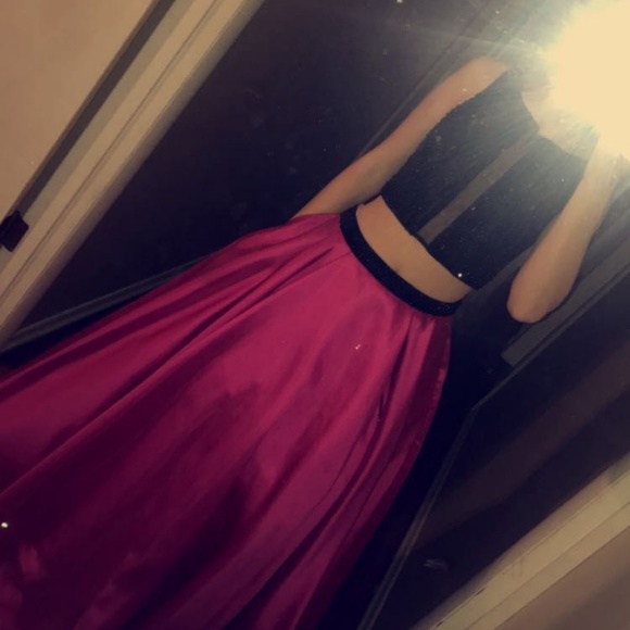Prom dress - Picture 3 of 3
